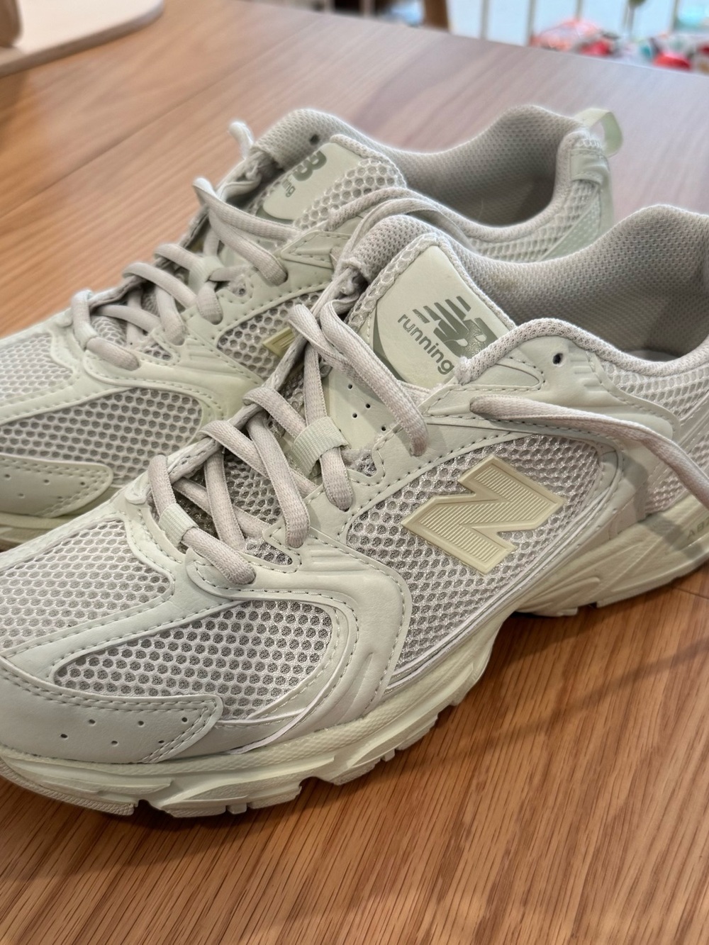 New Balance 530 Sneakers in Light Green - Size 7.5W (6M)